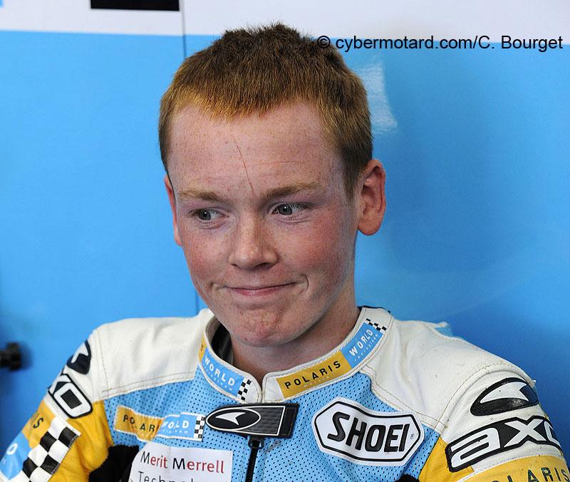 Bradley Smith assistera à la course du superbike du Tourist Trophy du samedi 6 juin 2009 sur l&#39;Ile de Man. Le jeune britannique roule désormais pour Aspar ... - bradley-smith-portrait08
