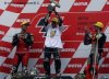 Sur le podium de Motegi, Johann Zarco est applaudi par les deux allemands : Folger et Cortese !