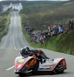 Nouvelle victoire en side car pour Molyneux/Farrance