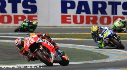 Après seulement 12 tours, Marc Marquez reprend l'avantage sur Valentino Rossi !