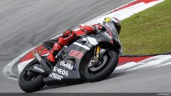 Jorge Lorenzo termine la 1ere journée de test Moto GP en haut de la feuille de temps.