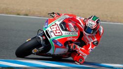 Après la pluie, le beau temps pour Nicky Hayden !