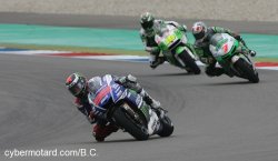 Jorge Lorenzo en queue de peloton !