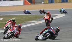 Jorge Lorenzo signe le holeshot