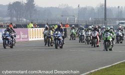 L'apparition des catégories "Evo" et "stock" devraient étoffer les grilles de départ du superbike et supersport en 2014 !