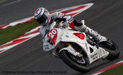 Barrier en forme à Magny-Cours