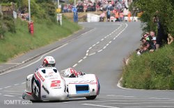 Les frères Birchall remportent la 2e course side car