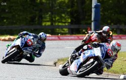 Carton plein en 2e course 1000 superstock pour BMW