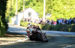 Michael Dunlop renoue avec la victoire en supersport