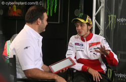 Pour les deux saisons à venir, Rossi a fait le choix de la meilleure moto. Sans doute pour mieux préparer sa retraite ?