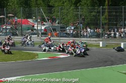 On achève bien les motos.