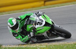 Course en solo du pilote officiel Kawasaki