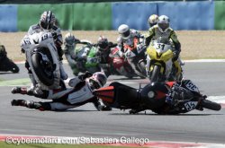 Sortie de Safety Car en Supersport 2, des le 1er tour.