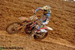 Tim Gajser ravit ses employeurs