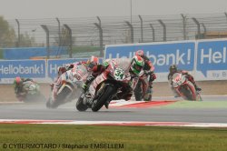 Impressionnnat Giugliano avec sa Ducati !