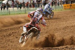 <A name="musquinernee10">Marvin Musquin compense la puissance par l'attaque</A>