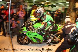 Un problème de phare vient perturber la Kawasaki N°11