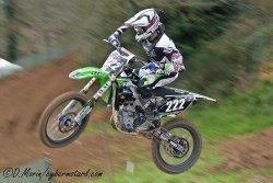 Jordan Lacan au pied du podium Elite MX2 à Romagné