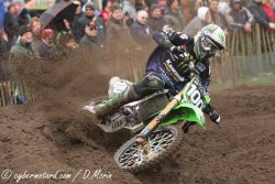 <A name="searlevalkenswaard12">Tommy Searle attend la terre avec impatience</A>