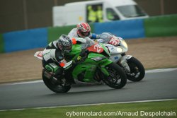 Le team 3D Endurance mène le débat en Superstock.