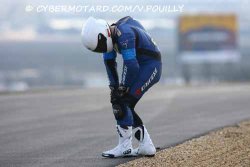 Chute d'Emeric Jonchière aux essais qualificatifs des 24H du Mans 2010, à la sortie du Dunlop