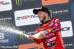 Changement de braquet salutaire pour Antonio Cairoli