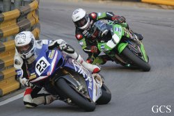 Stuart easton (N°1) signe son 3e succès au GP de Macao