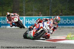 Johnny Rea impérial à Imola !