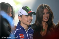 Yamaha voudrait garder son duo gagnant pour 2015 : Jorge Lorenzo et Valentino Rossi !