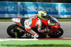 A Imola Jules Cluzel à su arracher la pole à Sofuoglu !