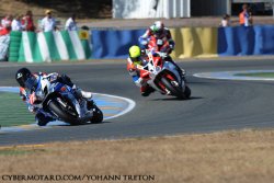 Après 1h de course ,le Junior Team est en tete des Superstock.