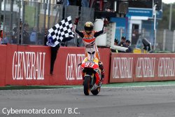 Record de victoires sur une saison pour Marquez