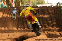 <A name="desallelierop10">Clément Desalle en serrant les dents</A>