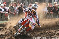 <A name="cairolivalkenswaard10">Antonio Cairoli impose sa loi</A>