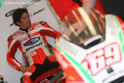 Nicky Hayden a du faire face à un effondrement de son électronique embarquée à Estoril !