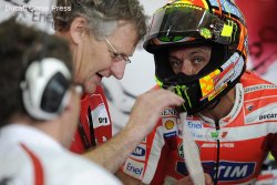 Rossi l'a reconnu lui même, les améliorations apportées sur le cadre de la Ducat sont "légères"
