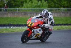13 places de gagné pour la ducati 848 Evo, numéro 84