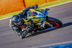 Rémy Buchler fait le holeshot et s'envole en solitaire