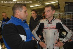 David Perret en plein débriefing avec Flavio Prodolliet