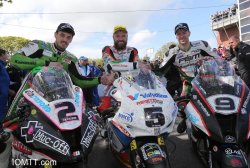 5, 9 et 2 c'est le tiercé gagnant du superbike 2015
