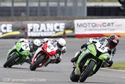 Salchaud arrache la décision que de 85 centièmes devant Julien Pilot est son Aprilia !