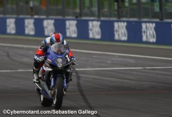 La Suzuki n°1 en tete, après 3h de course.