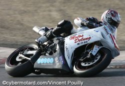 Dos Santos toujours leader aux points