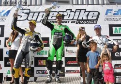 Avec deux podiums à Lédenon, dont une victoire Julien Da Costa garde l'avantage aux points en superbike