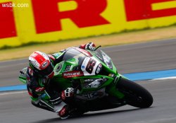 En Thaïlande, Jonathan Rea remporte sa 2e pole position de ce début de saison 2015