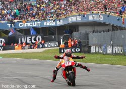 Marquez fait aussi le spectacle !