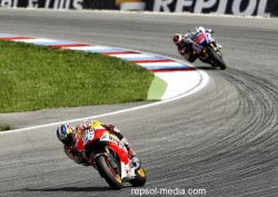 A Brno, la victoire de Dani Pedrosa s'est joué d'un cheveu devant Jorge Lorenzo !