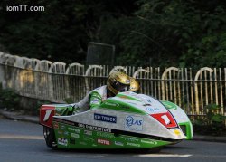 Molyneux/Farrance ultra favoris en side-car