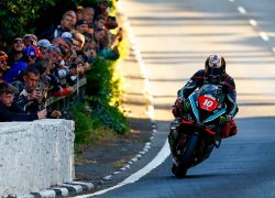 Peter Hickman passe son tableau de chasse à dix unités