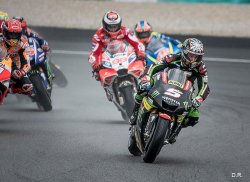 Zarco mène durant 8 tours devant les favoris, sur la piste détrempée de Sepang